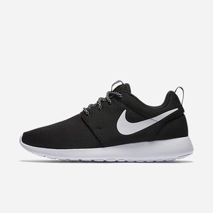Nike Roshe Ones
